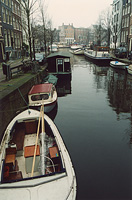 Один из каналов Амстердама. Довольно характерный и красивый вид.